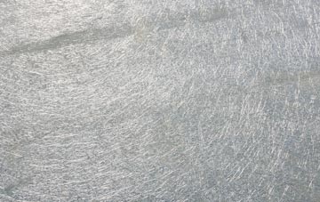 Woundale laminate fibreglass or shingles?